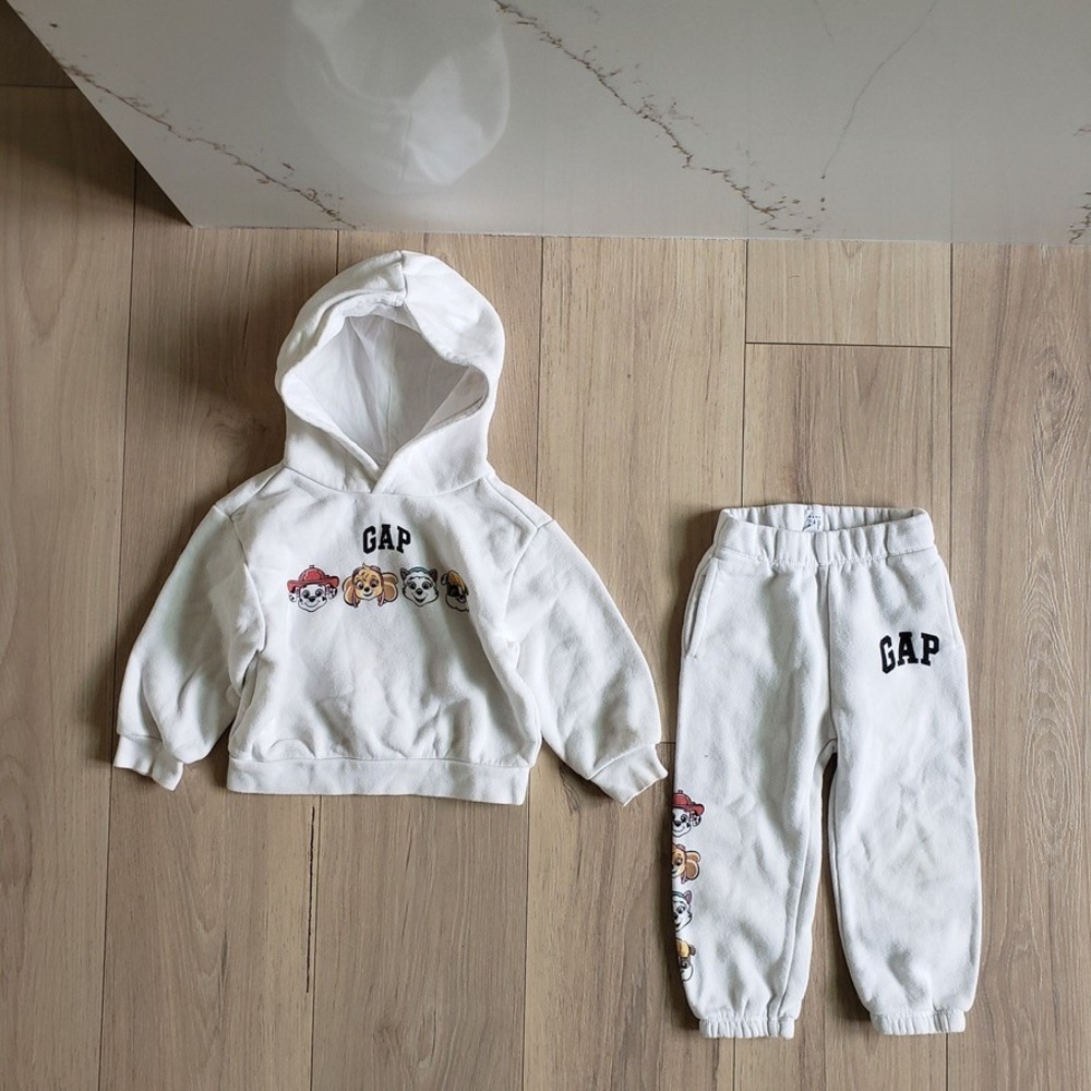Baby Gap Sweatsuit Toddler 2 White Fleece Paw Patrol Hoodie and Joggers Set